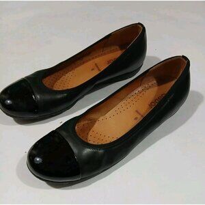 Gabor Hovercraft Leather Slip On Cap Toe Flats